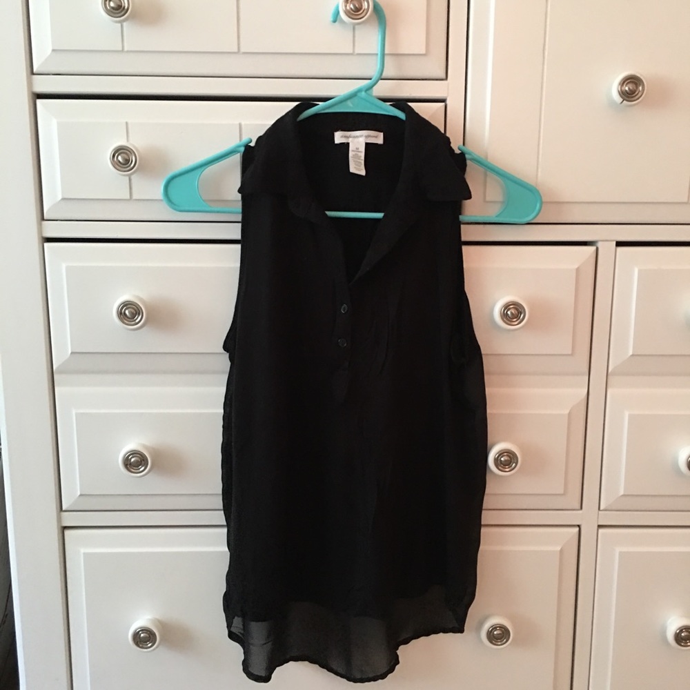 Ambiance Apparel Collared Sleeveless Top